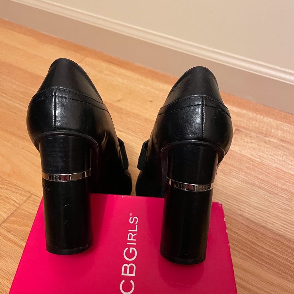 BCBGirls Leather Lotun Heals 7.5M - Picture 4 of 6